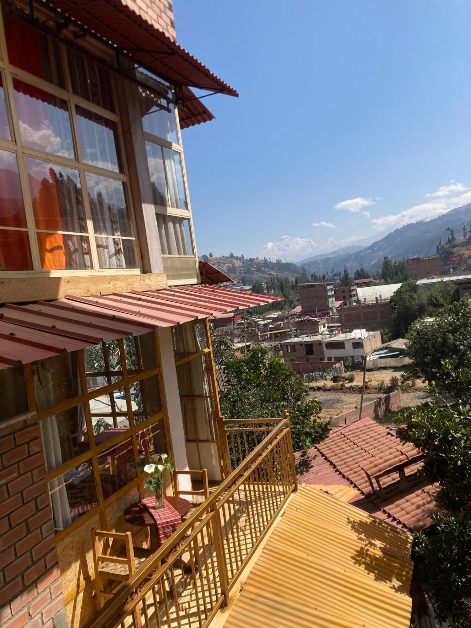 Eco Hotel Banderas Huaraz  Luaran gambar