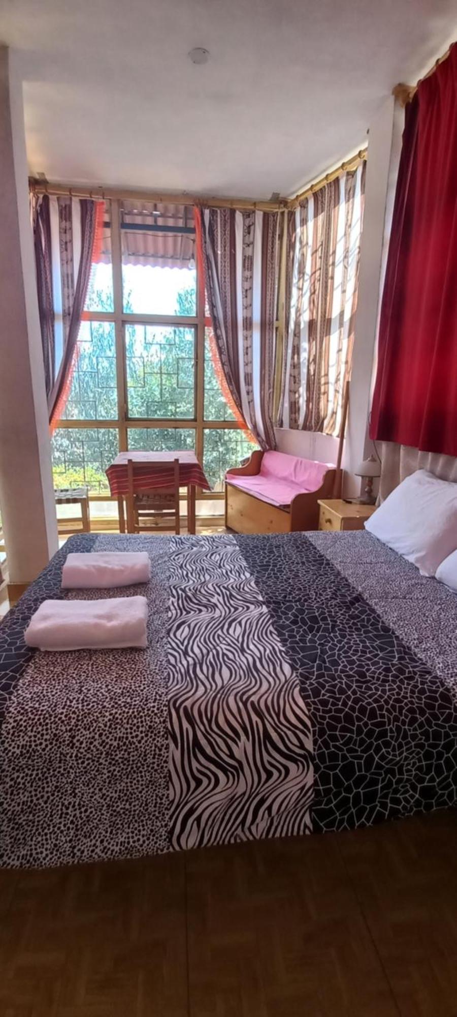 Eco Hotel Banderas Huaraz  Luaran gambar